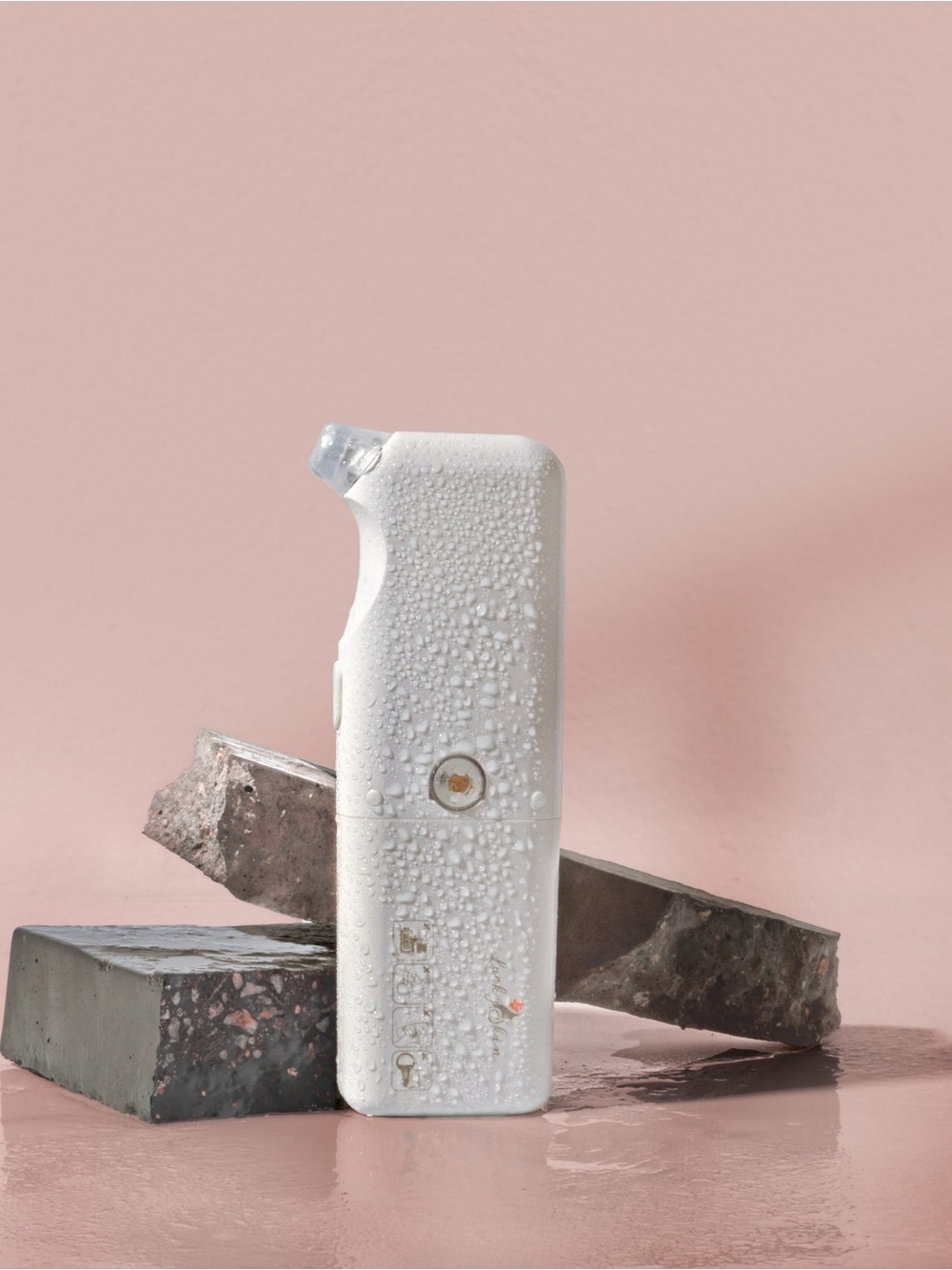 Hydro dermabrasion device for home use